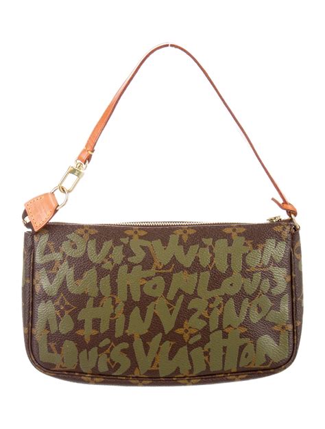 louis vuitton graffiti pochette bag|Pochette Accessoires Monogram .